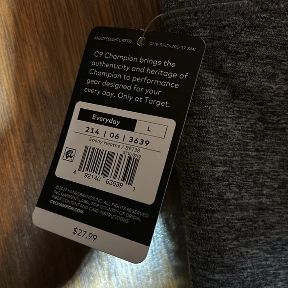 NWT C9 Champion Capris - Picture 5 of 7